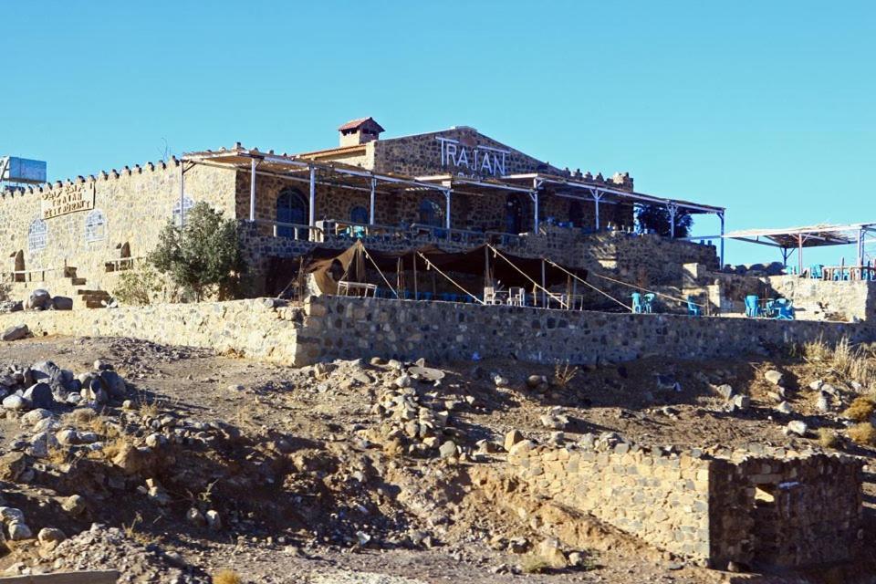 Trajan Guest House Al-Mughayer Екстериор снимка
